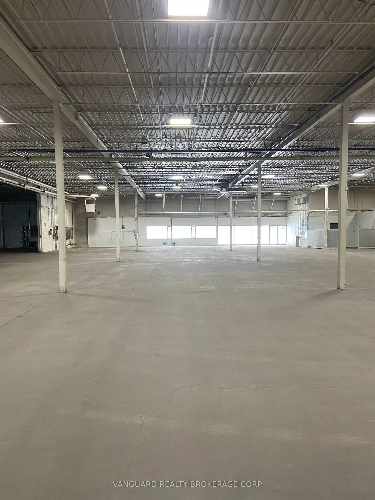 100, Brisbane, York University Heights, Toronto