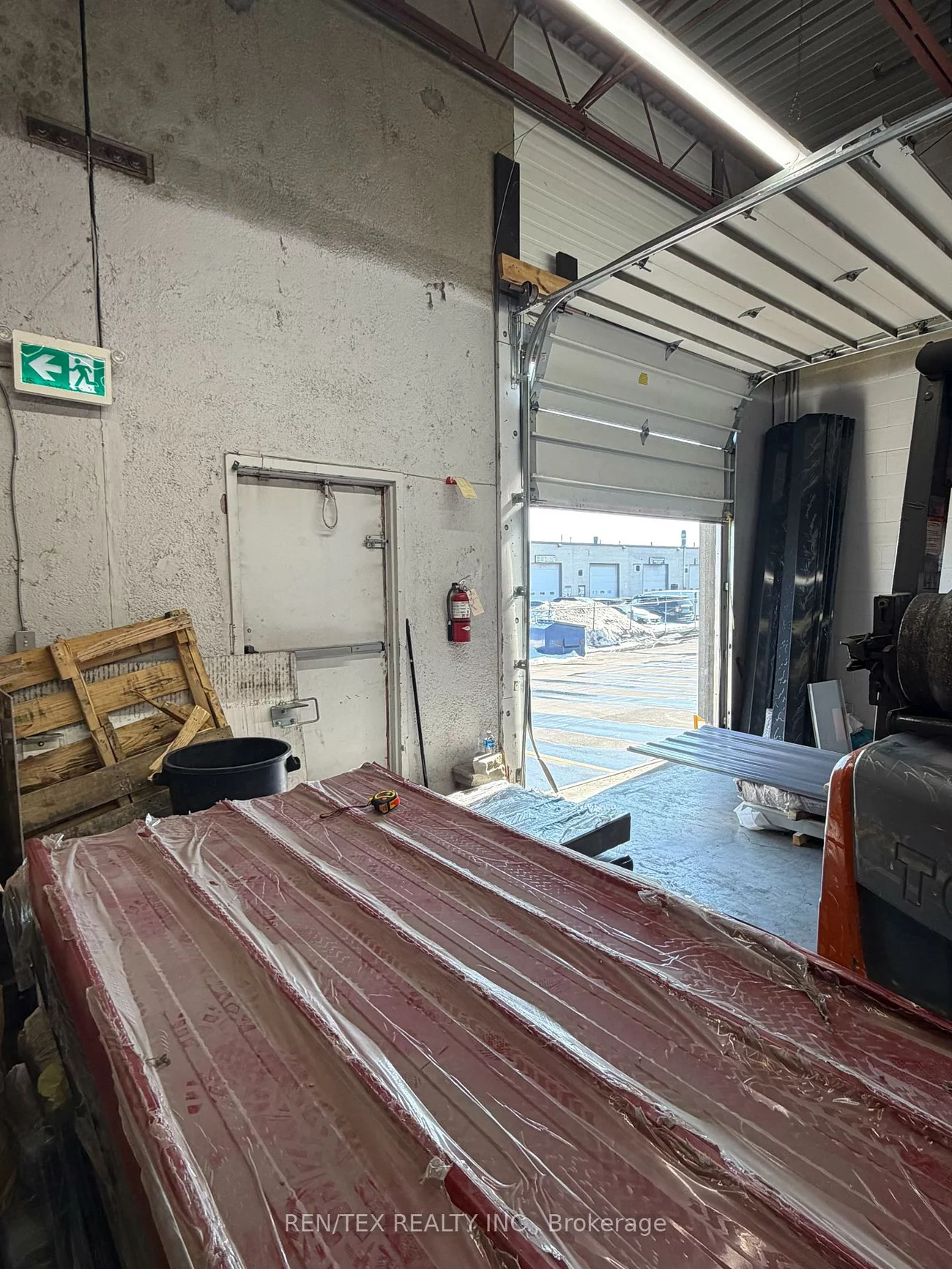 1110, Finch, York University Heights, Toronto