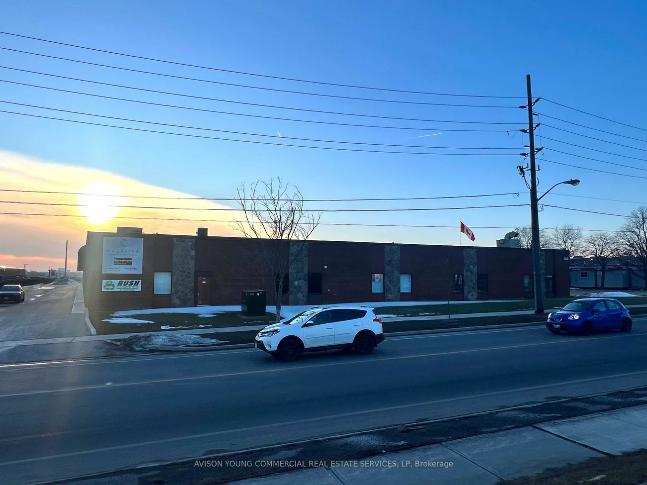 350, Oakdale, Glenfield-Jane Heights, Toronto
