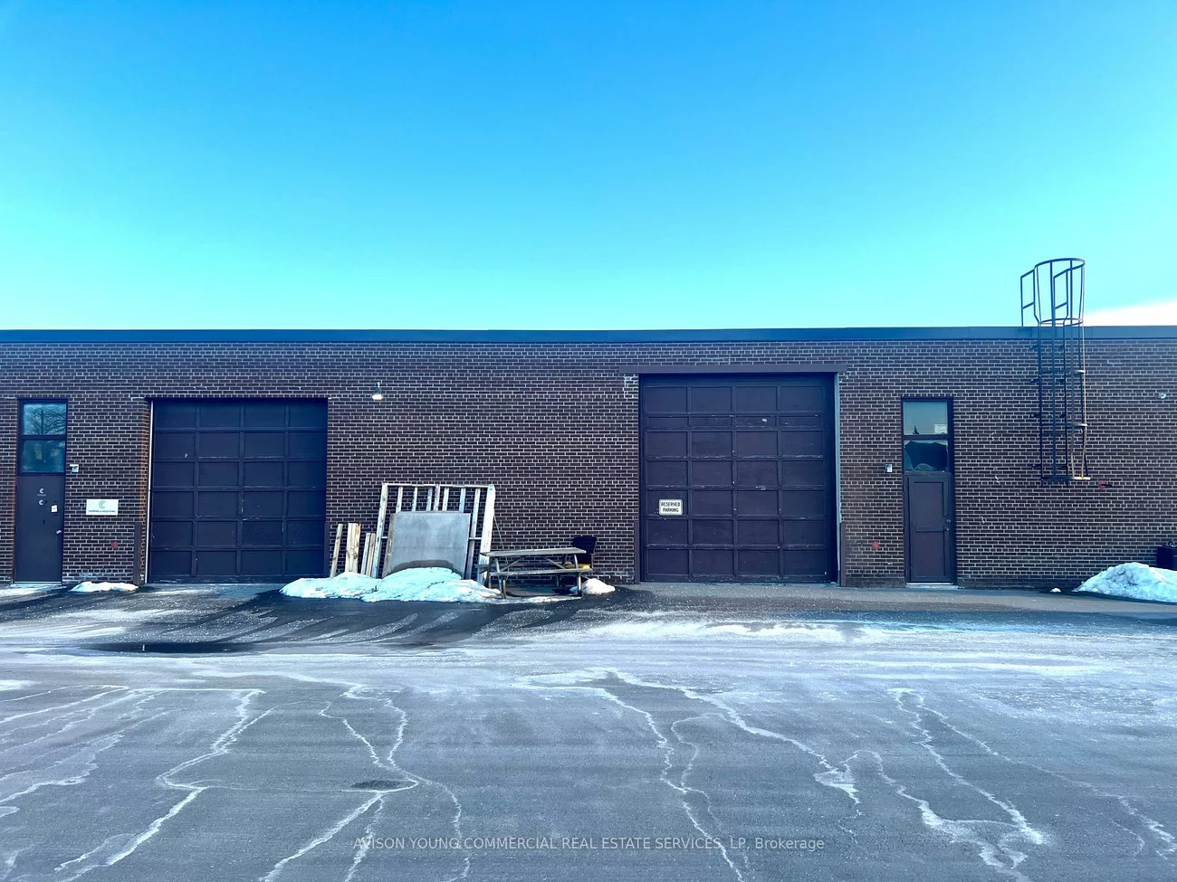 350, Oakdale, Glenfield-Jane Heights, Toronto