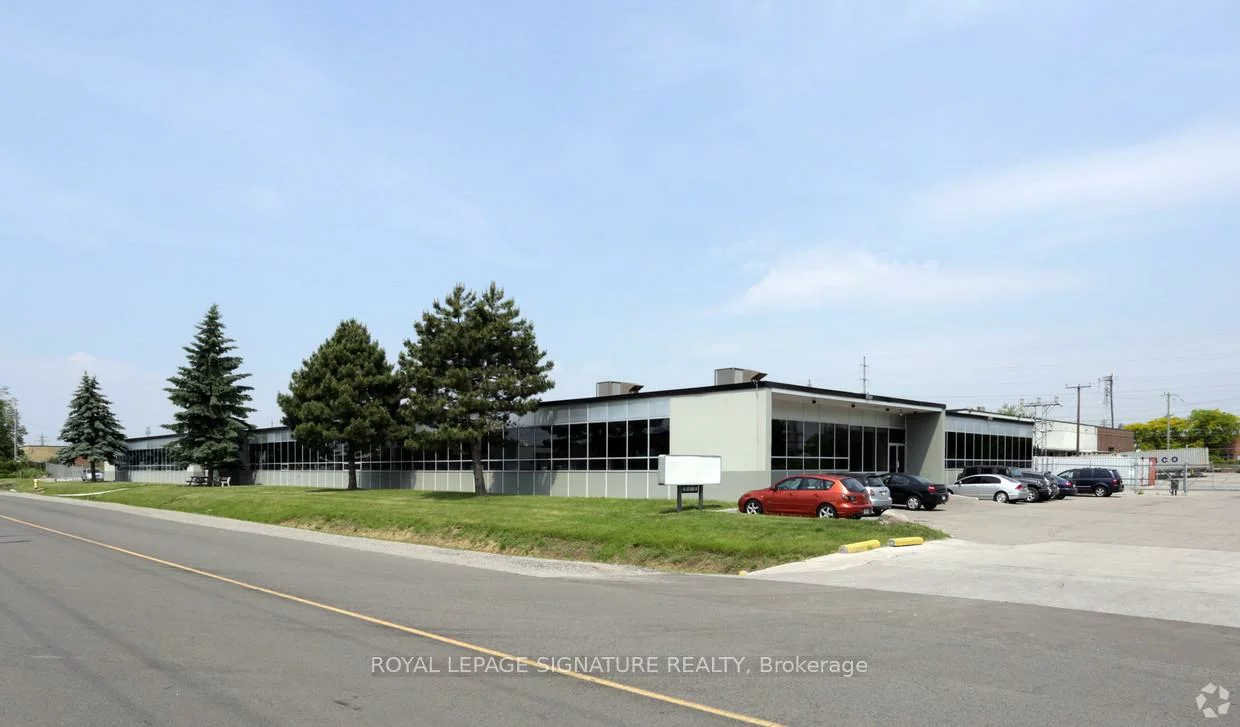 80, Jutland, Islington-City Centre West, Toronto