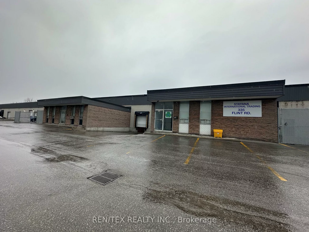 315-345, Flint, York University Heights, Toronto