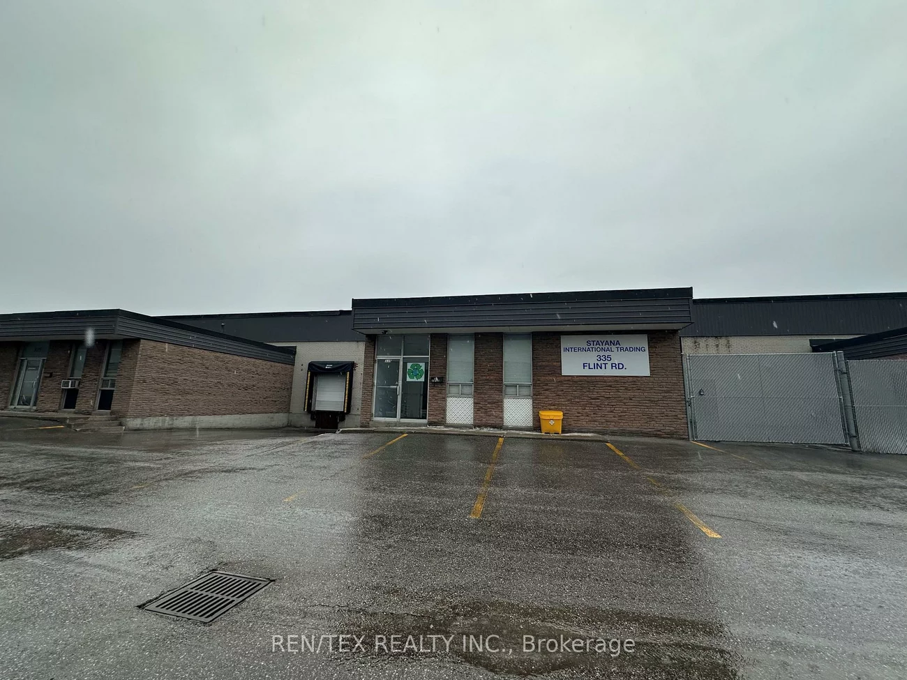 315-345, Flint, York University Heights, Toronto