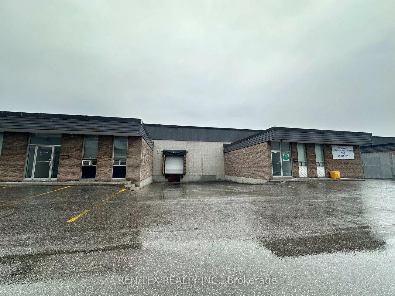 315-345, Flint, York University Heights, Toronto