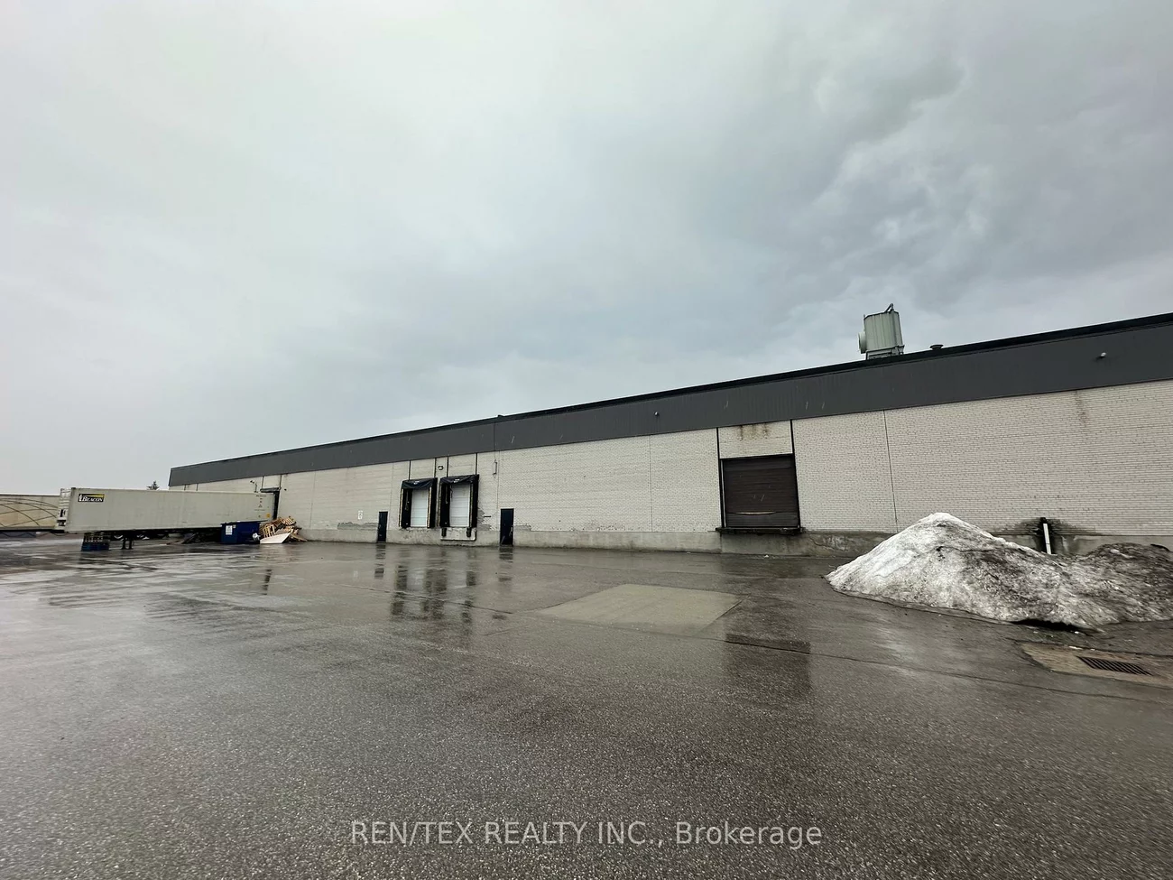 315-345, Flint, York University Heights, Toronto