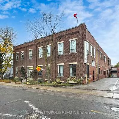258, Wallace, Dovercourt-Wallace Emerson-Junction, Toronto