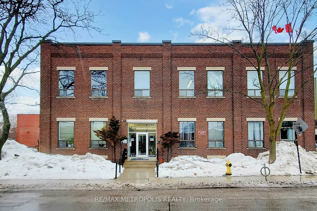 258, Wallace, Dovercourt-Wallace Emerson-Junction, Toronto