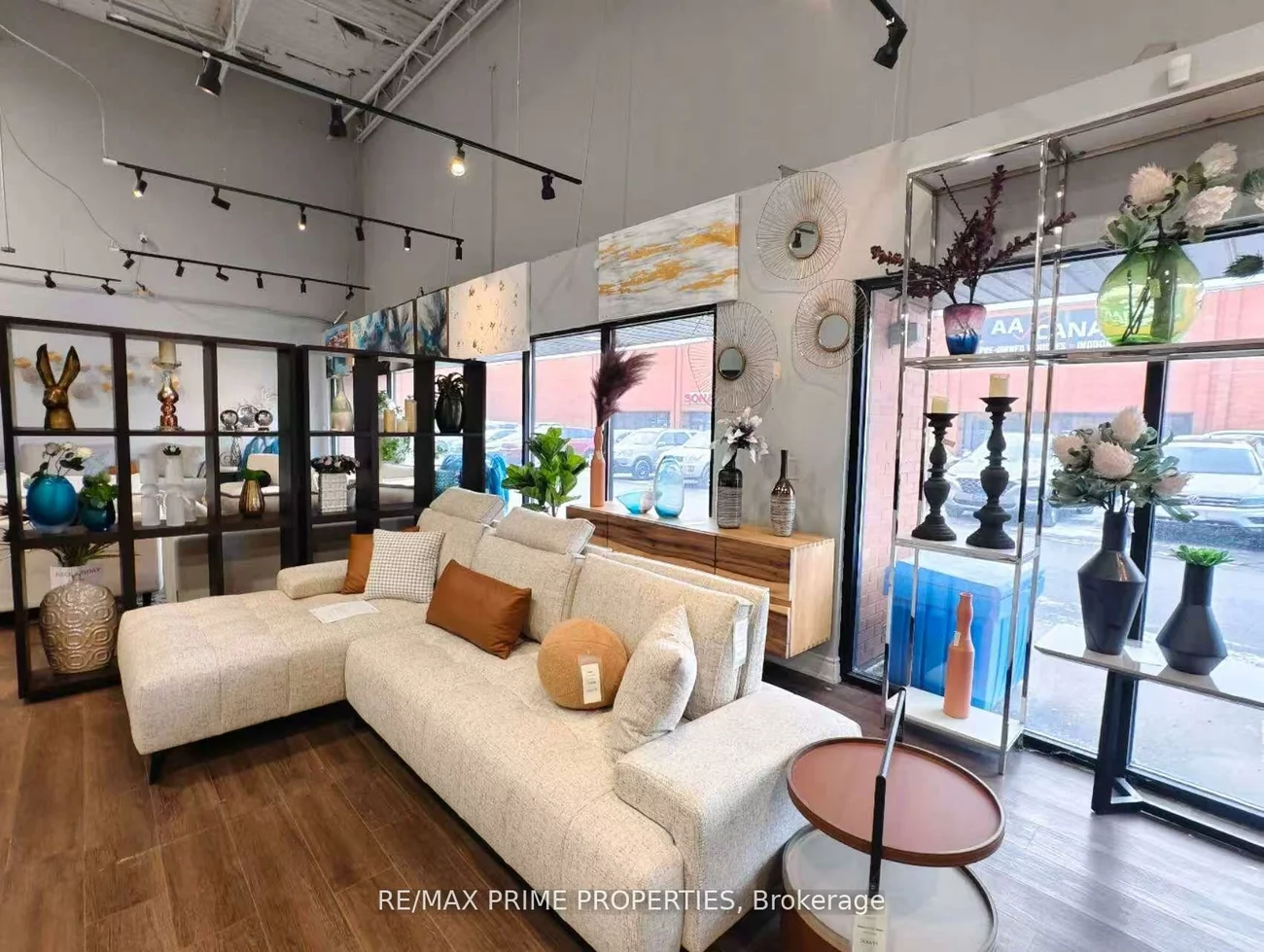 5701, Steeles, Humber Summit, Toronto