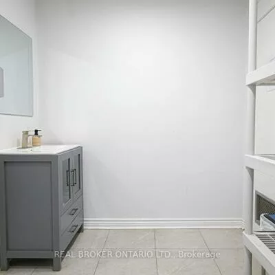 1111, Flint, York University Heights, Toronto