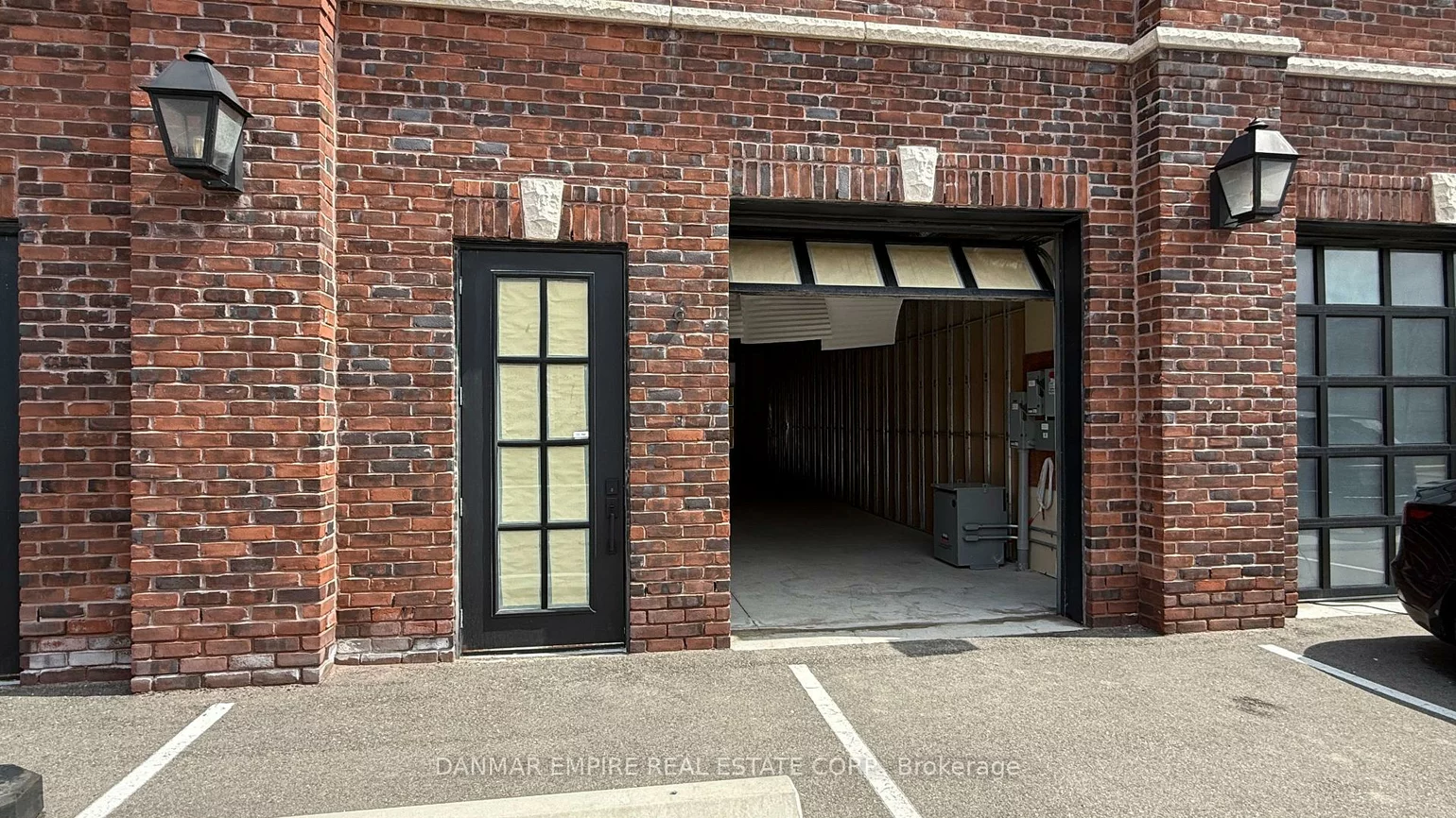 68, Jutland, Islington-City Centre West, Toronto