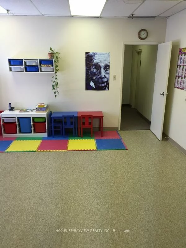 1111, Flint, York University Heights, Toronto