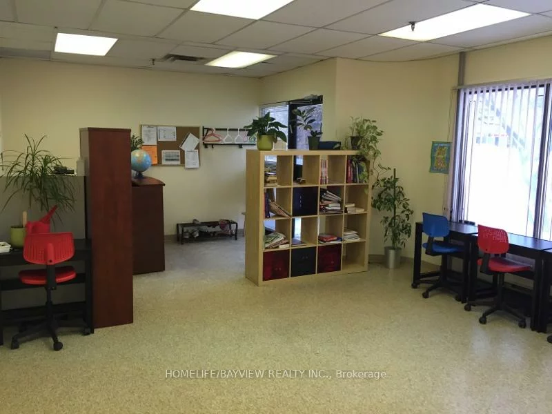 1111, Flint, York University Heights, Toronto