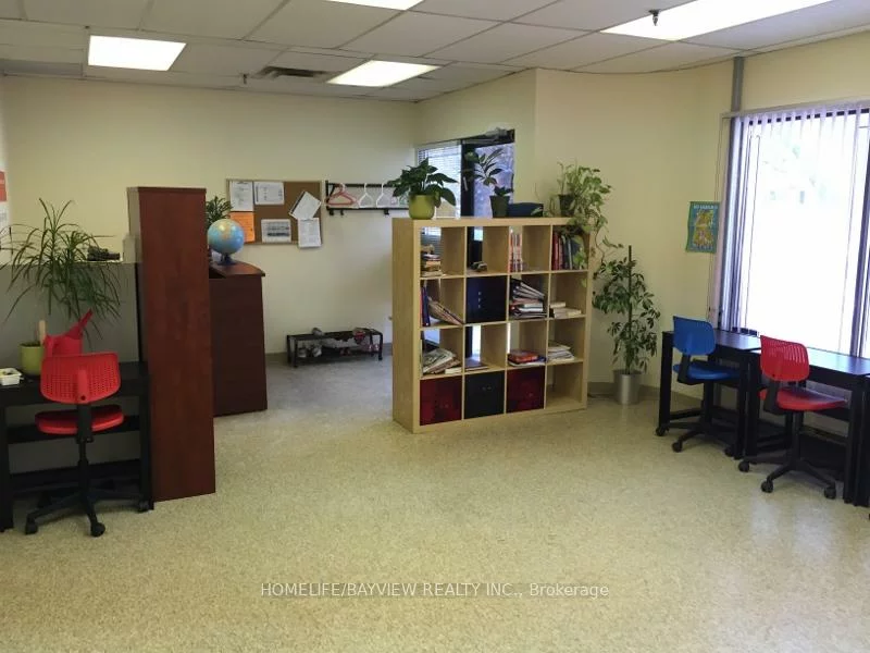 1111, Flint, York University Heights, Toronto