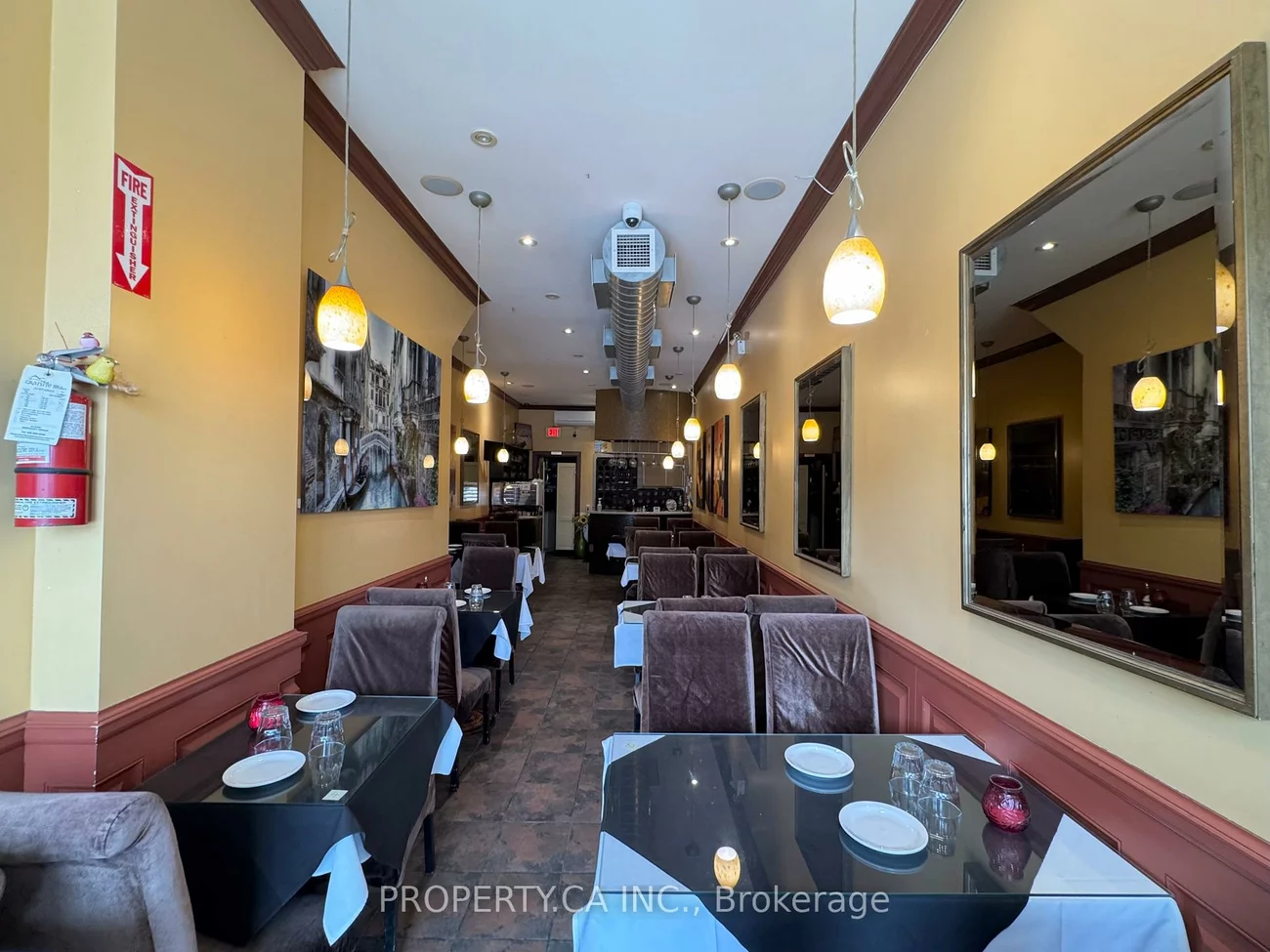 2372, Bloor, Runnymede-Bloor West Village, Toronto