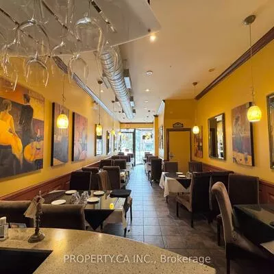 2372, Bloor, Runnymede-Bloor West Village, Toronto