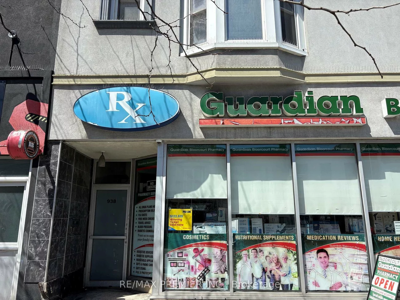 938, Bloor, Dovercourt-Wallace Emerson-Junction, Toronto
