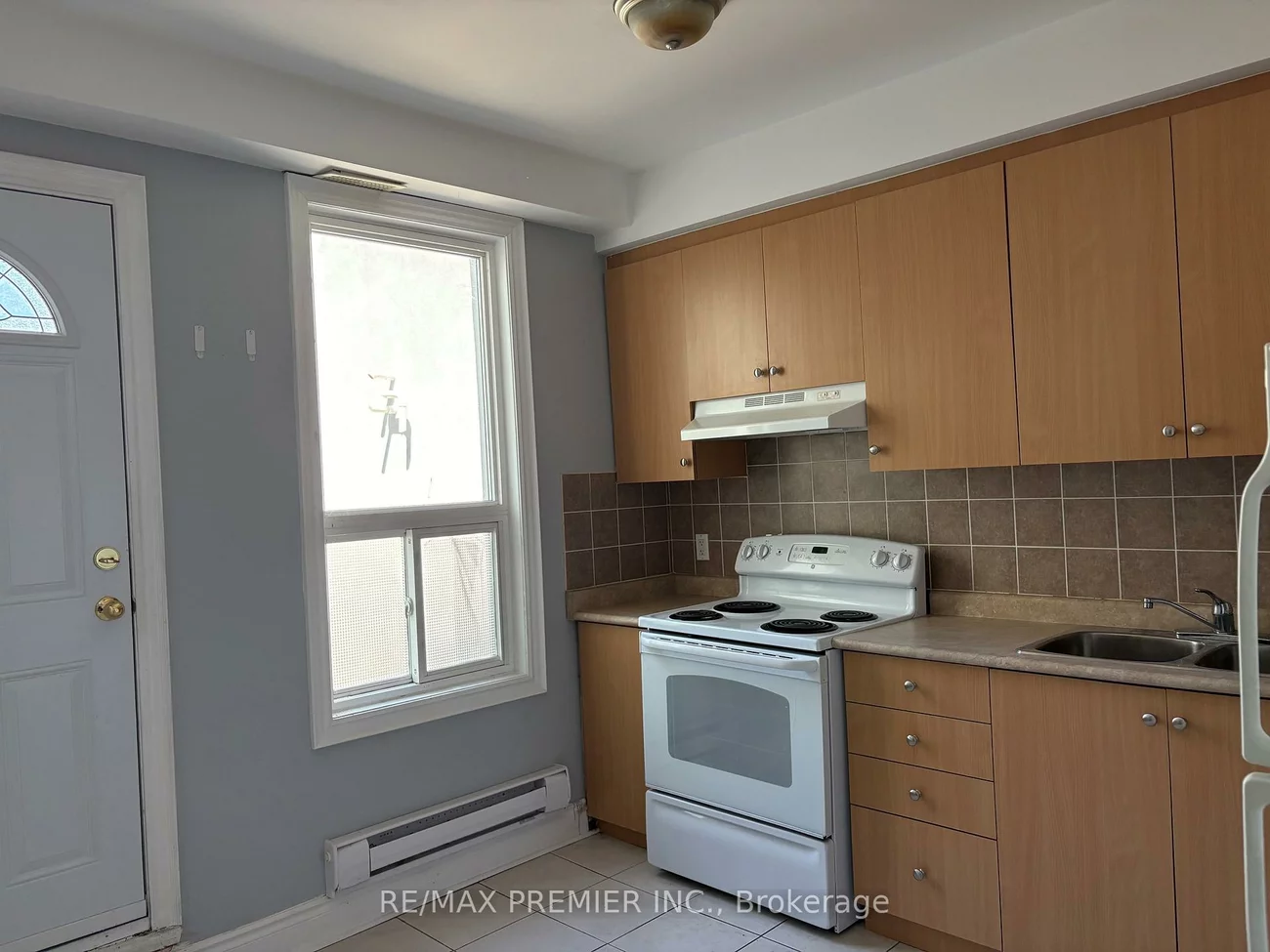 938, Bloor, Dovercourt-Wallace Emerson-Junction, Toronto