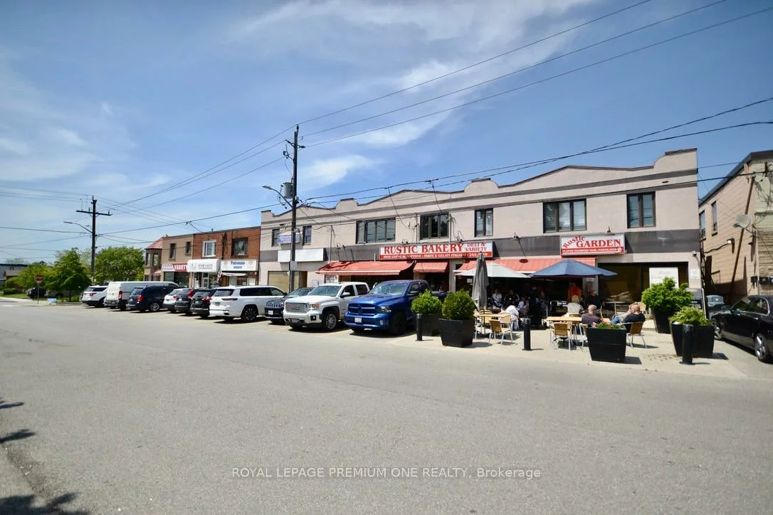 312, Rustic, Rustic, Toronto