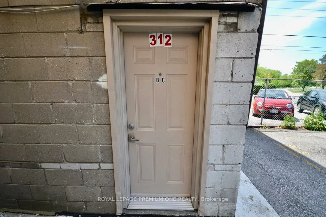 312, Rustic, Rustic, Toronto