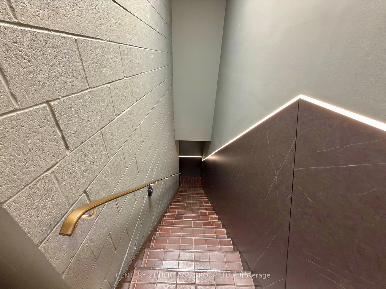 4544, Dufferin, York University Heights, Toronto
