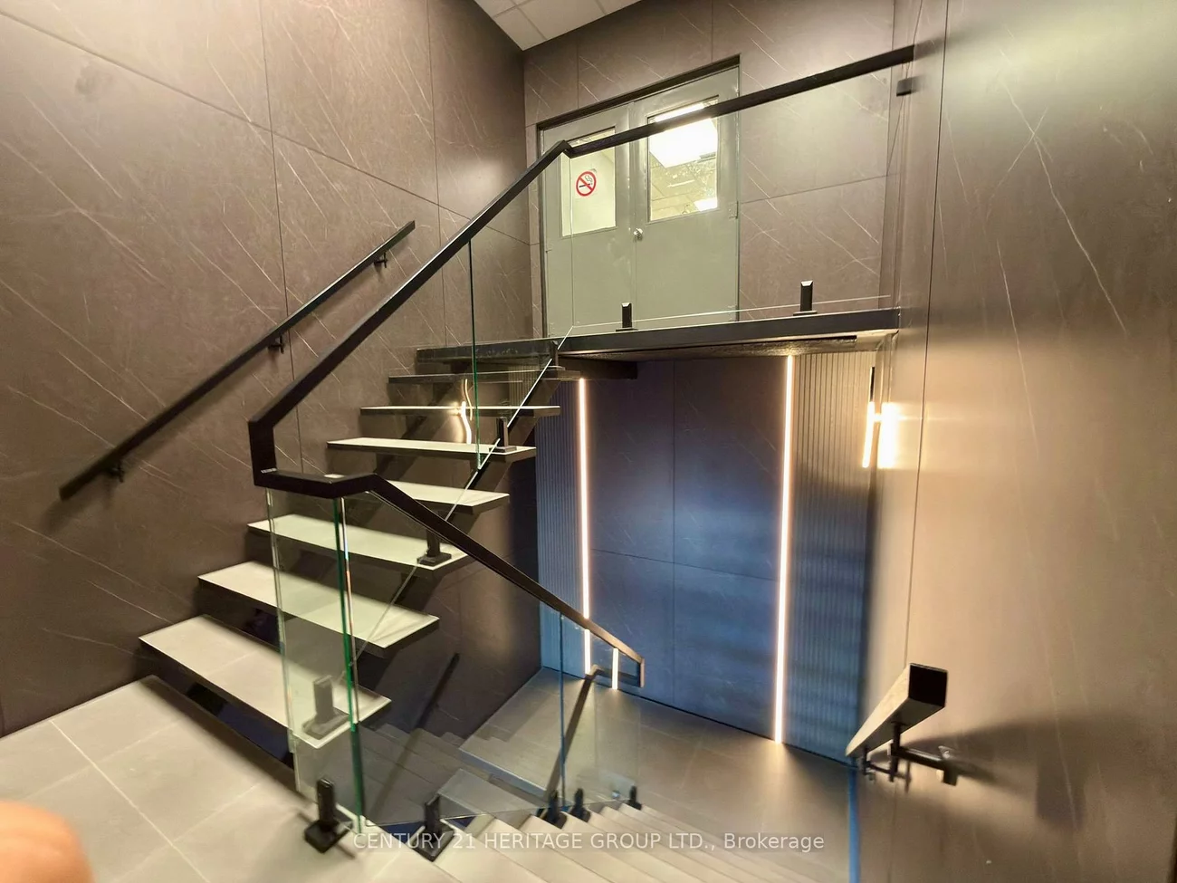 4544, Dufferin, York University Heights, Toronto