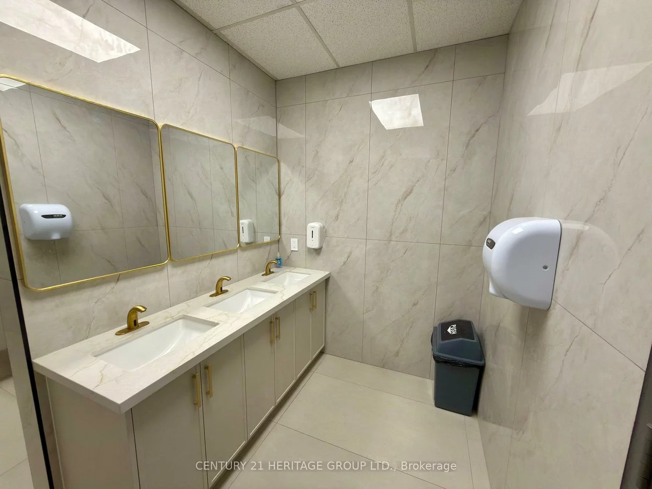 4544, Dufferin, York University Heights, Toronto