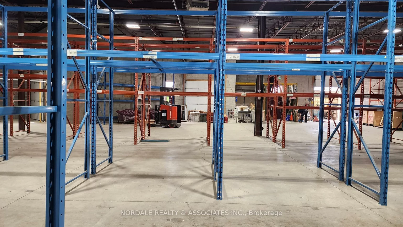 107, Woodbine Downs, West Humber-Clairville, Toronto