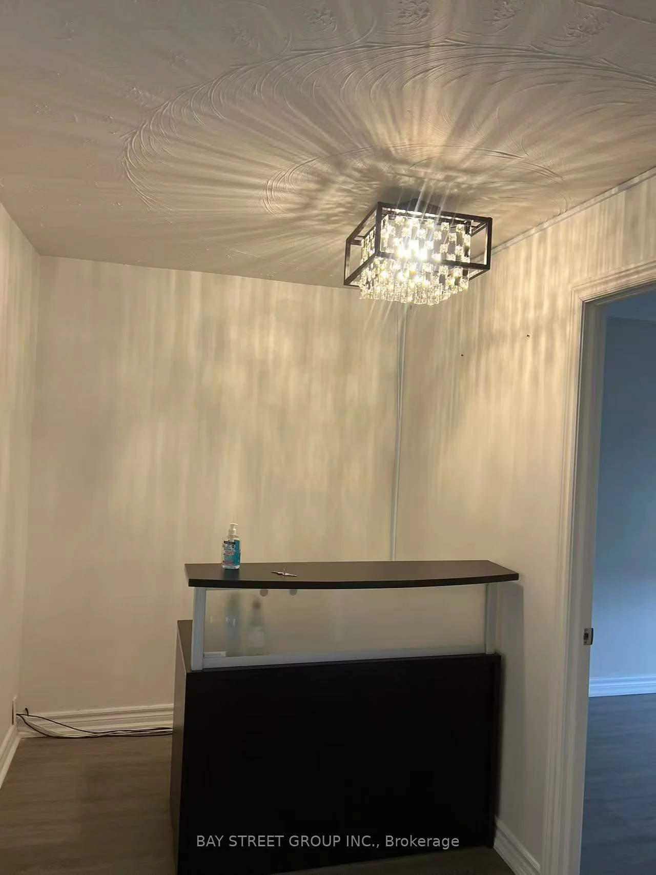 750, Wilson, Downsview-Roding-CFB, Toronto