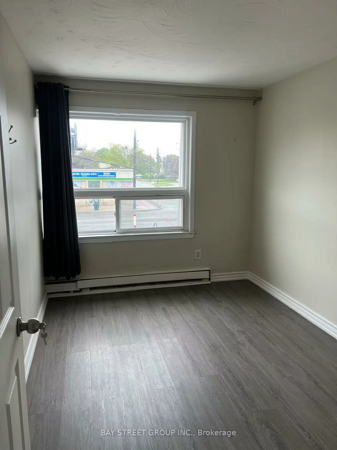 750, Wilson, Downsview-Roding-CFB, Toronto