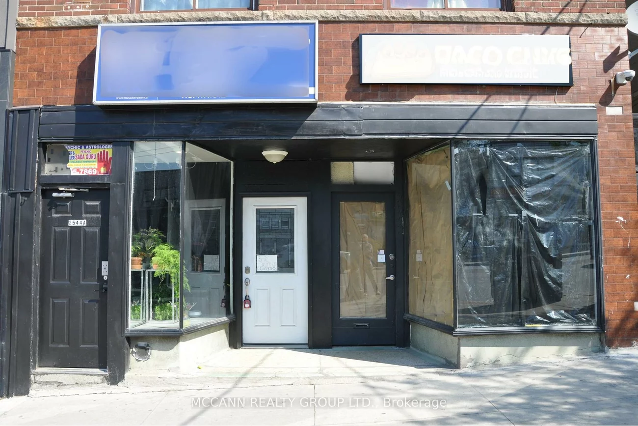 2544, Eglinton, Beechborough-Greenbrook, Toronto