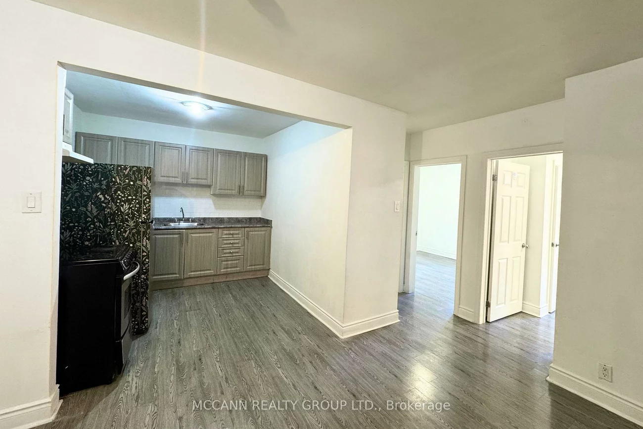 2544, Eglinton, Beechborough-Greenbrook, Toronto