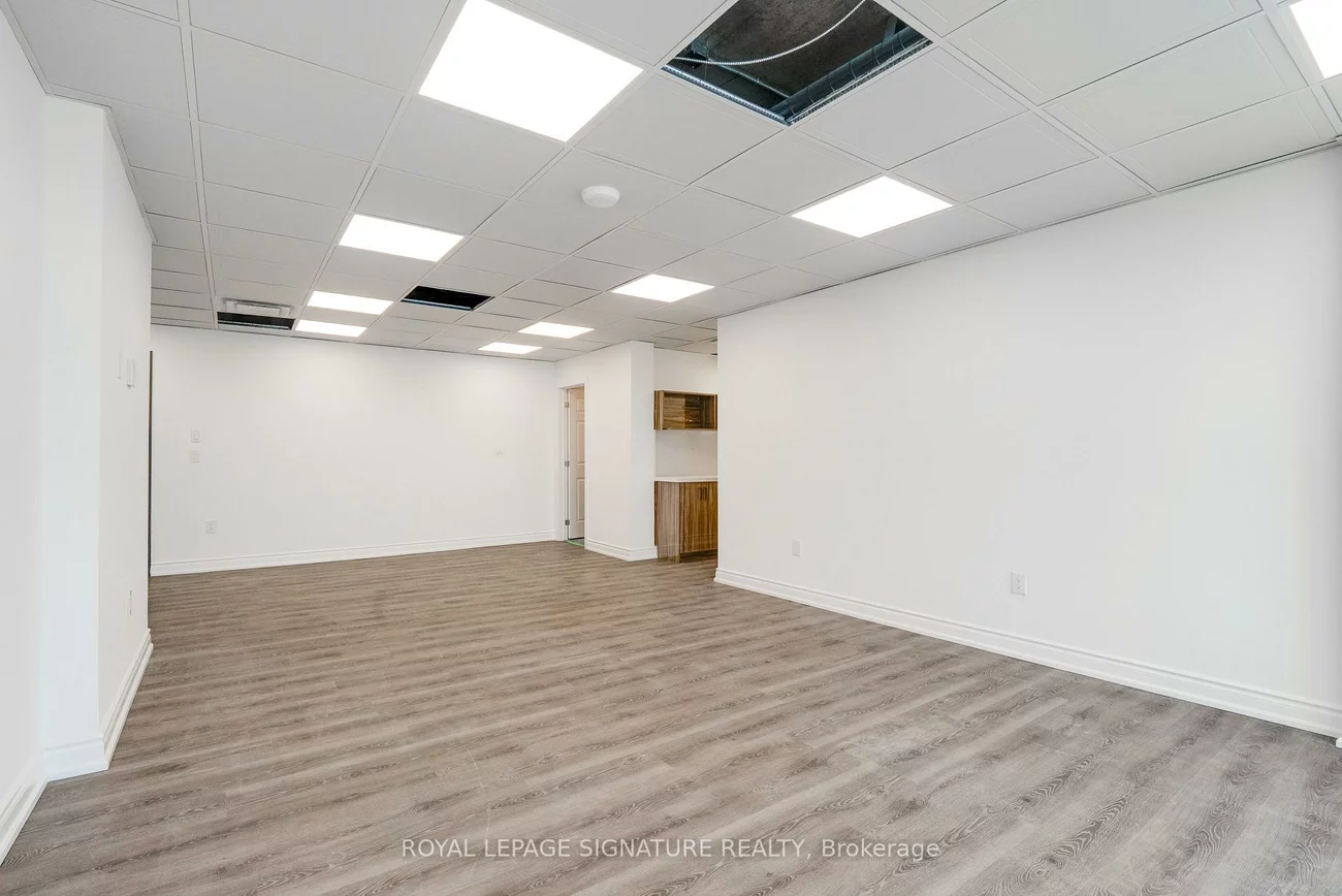 600, Dixon, West Humber-Clairville, Toronto