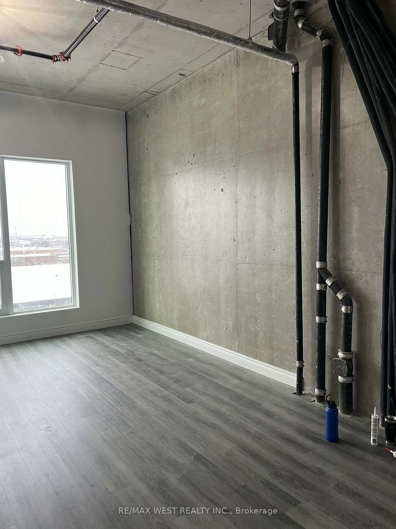 600, Dixon, West Humber-Clairville, Toronto