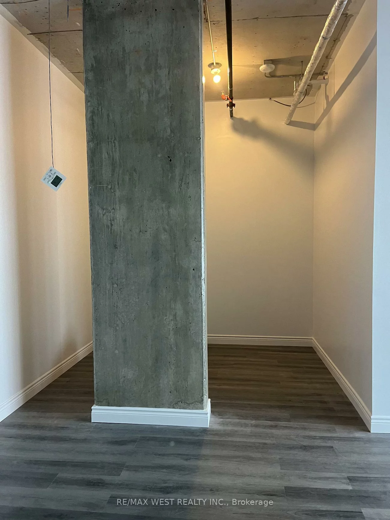 600, Dixon, West Humber-Clairville, Toronto
