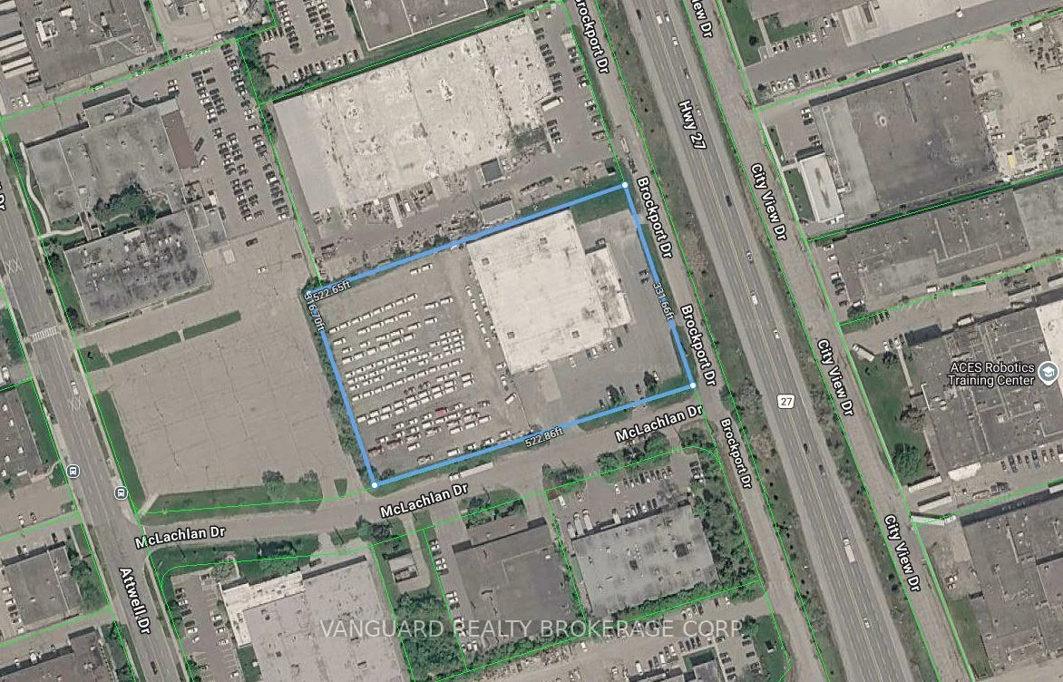 10, Mclachlan, West Humber-Clairville, Toronto