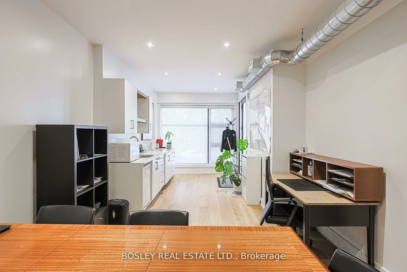 973, Dovercourt, Dovercourt-Wallace Emerson-Junction, Toronto