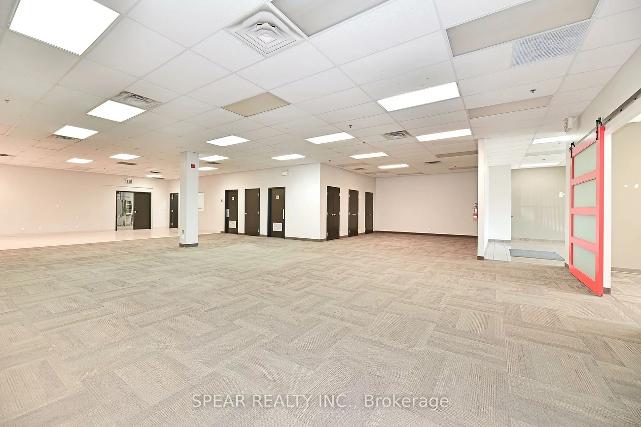 5535, Eglinton, Eringate-Centennial-West Deane, Toronto