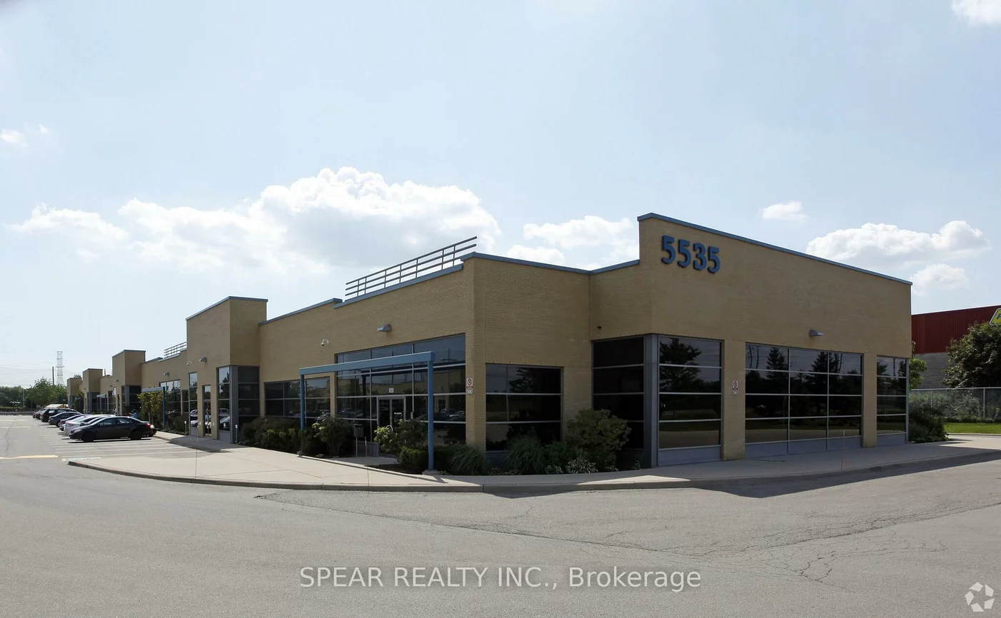 5535, Eglinton, Eringate-Centennial-West Deane, Toronto
