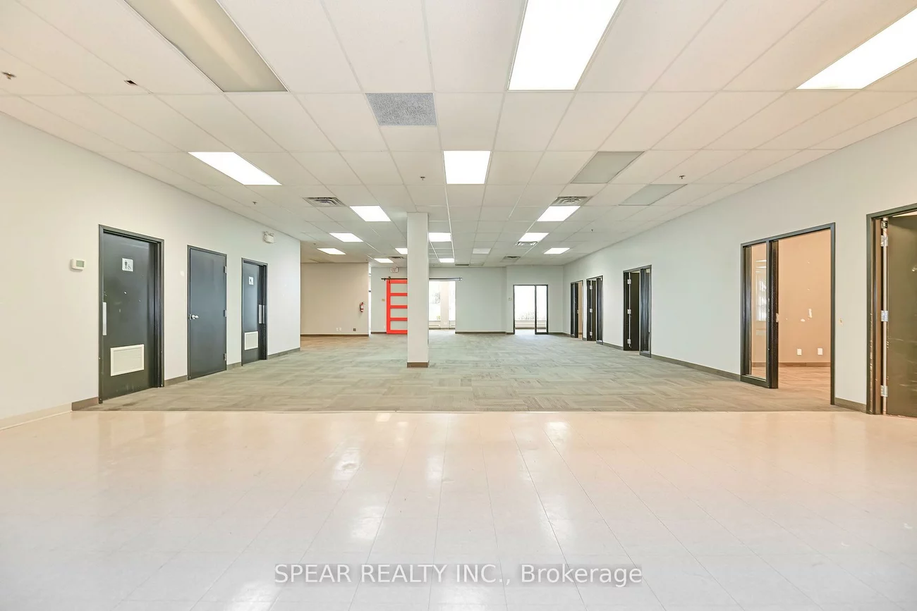 5535, Eglinton, Eringate-Centennial-West Deane, Toronto