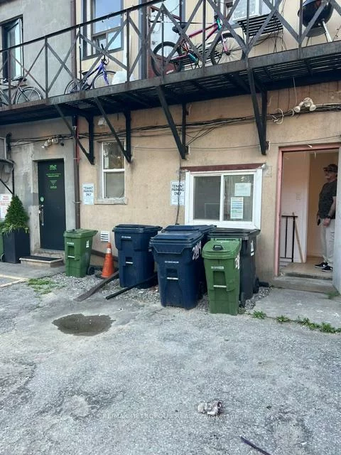 2849, Dufferin, Yorkdale-Glen Park, Toronto