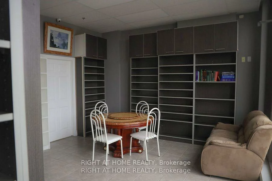 1, De Boers, York University Heights, Toronto