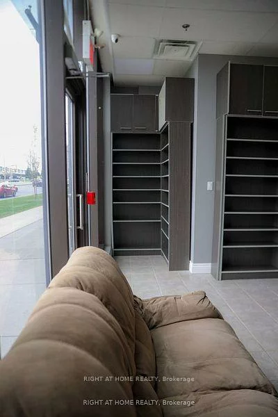 1, De Boers, York University Heights, Toronto