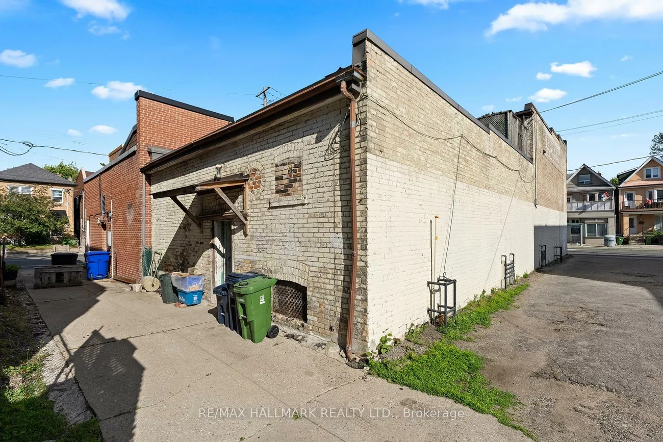 534, Annette, Runnymede-Bloor West Village, Toronto