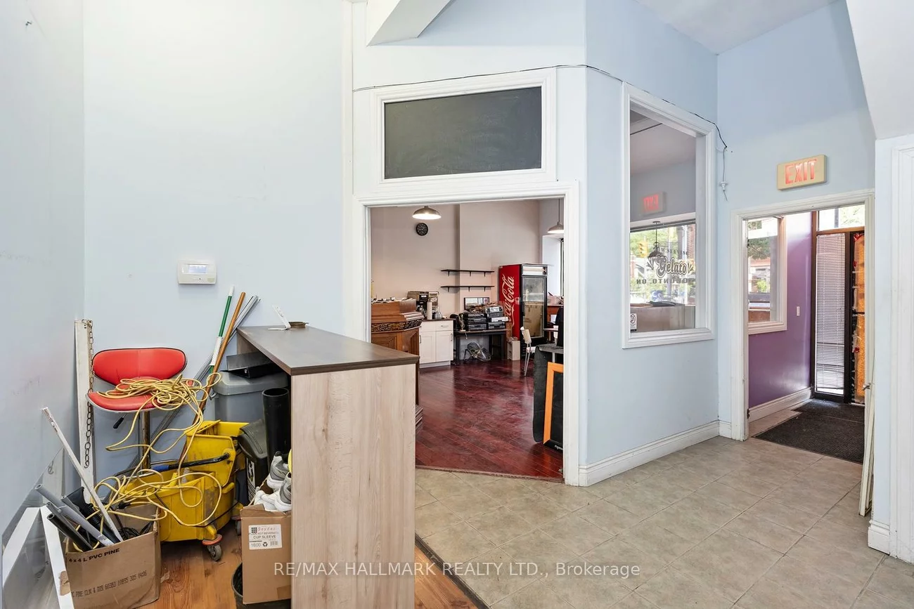 534, Annette, Runnymede-Bloor West Village, Toronto