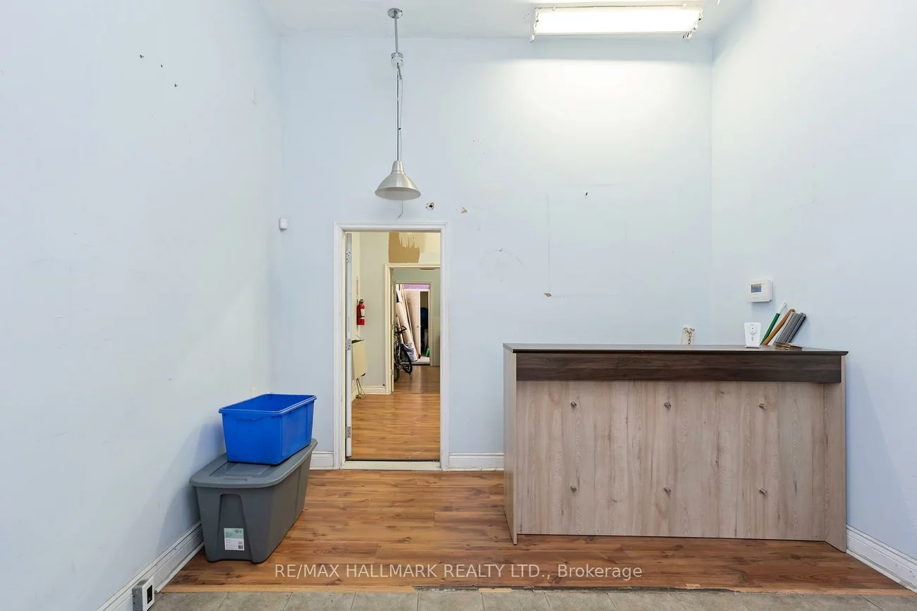 534, Annette, Runnymede-Bloor West Village, Toronto