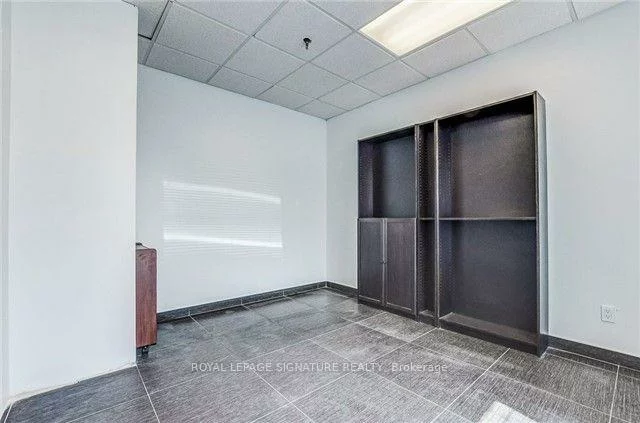 130, Industry, Brookhaven-Amesbury, Toronto