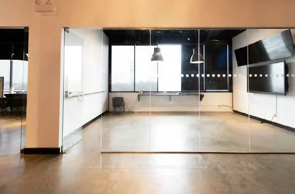 670, Caledonia, Briar Hill-Belgravia, Toronto