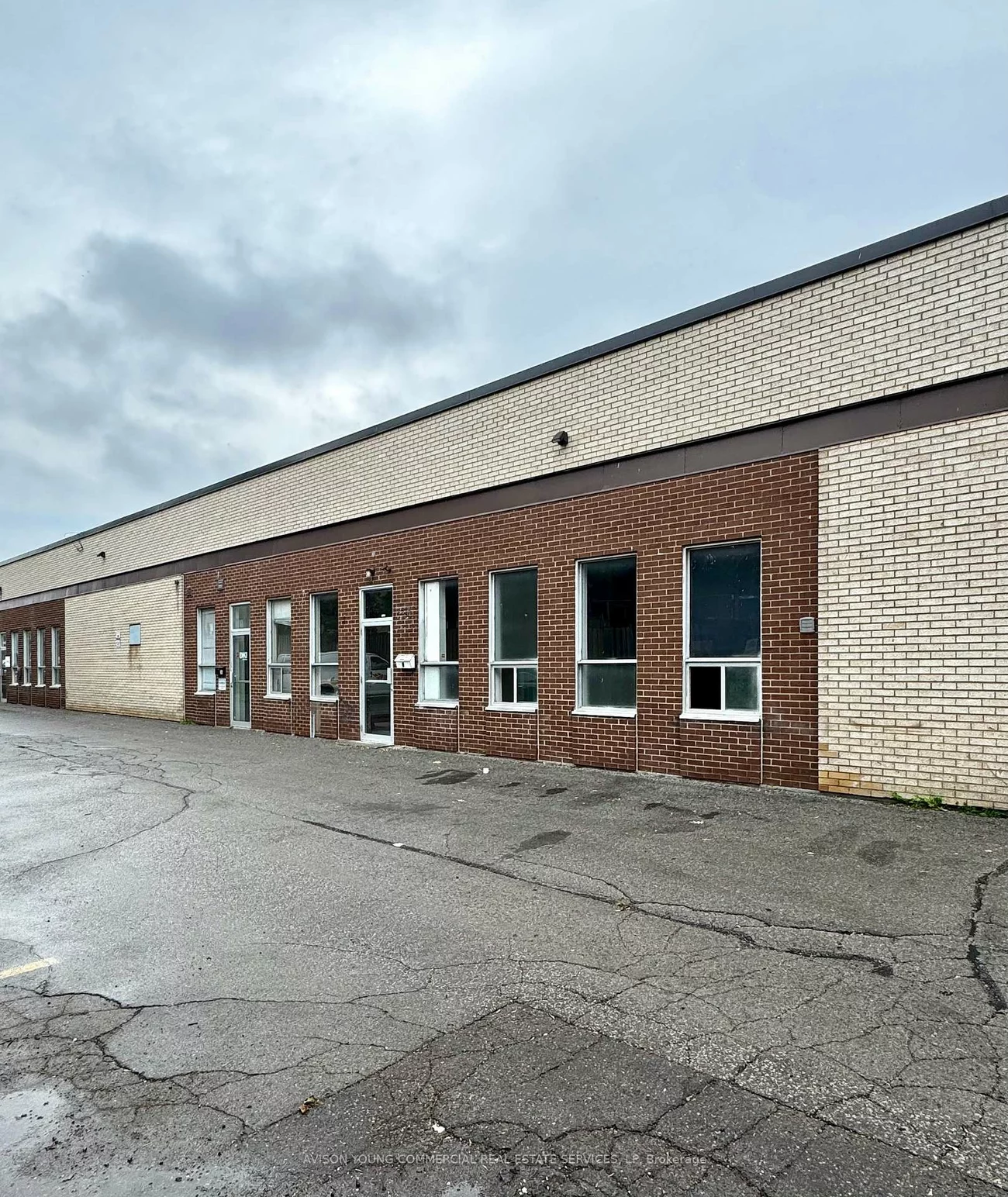 920, Caledonia, Yorkdale-Glen Park, Toronto