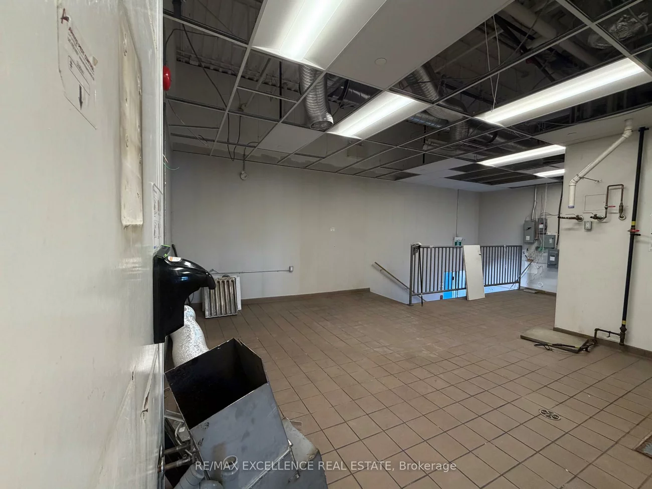 25, Woodbine Downs, West Humber-Clairville, Toronto