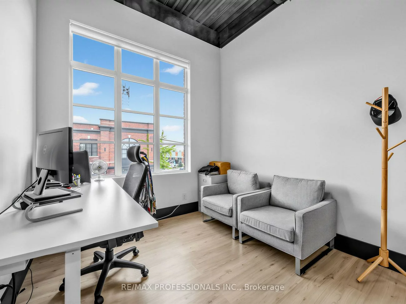 70, Jutland, Islington-City Centre West, Toronto
